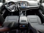 2017 Toyota Highlander Le for Sale in Louisville, KY - Front End