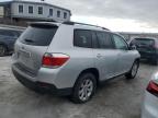 2013 Toyota Highlander Base იყიდება North Billerica-ში, MA - Front End