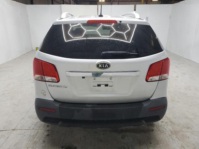 KIA SORENTO 2013 Srebrny