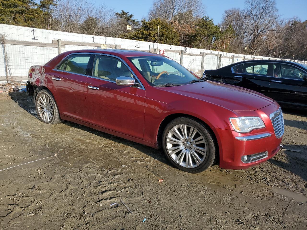 2013 Chrysler 300 - Image 4