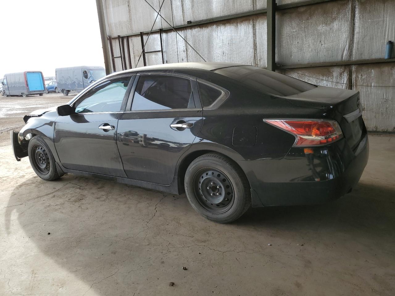 2015 Nissan Altima - Image 2