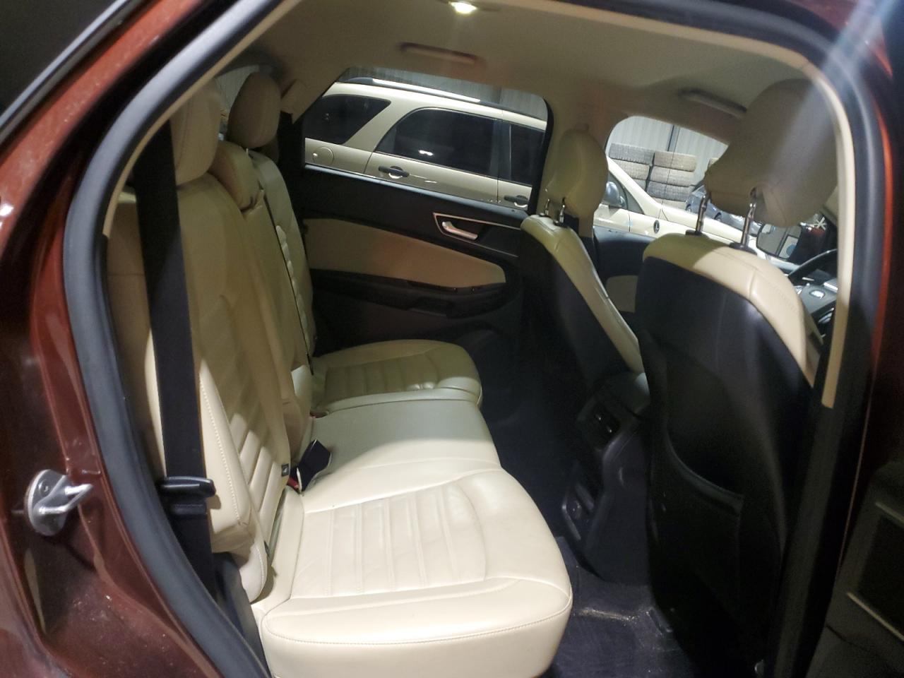 2015 Ford Edge - Image 11