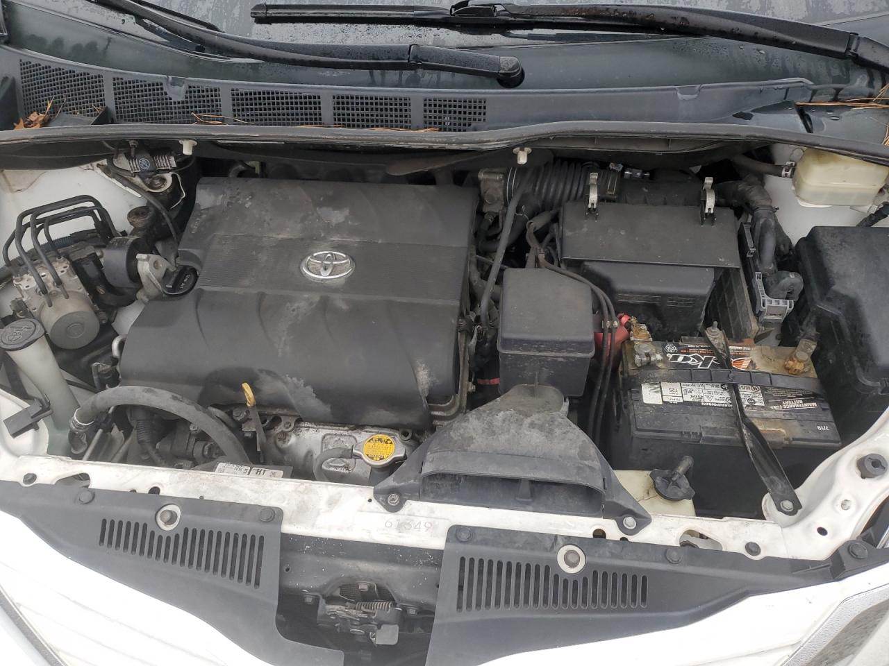2015 Toyota Sienna - Image 12