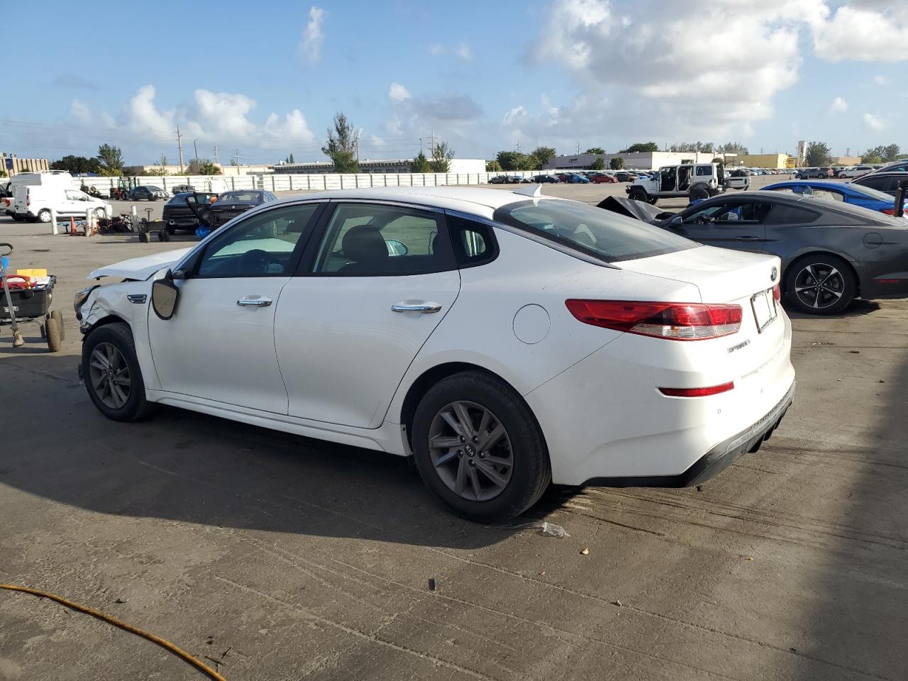 2020 Kia Optima - Image 2