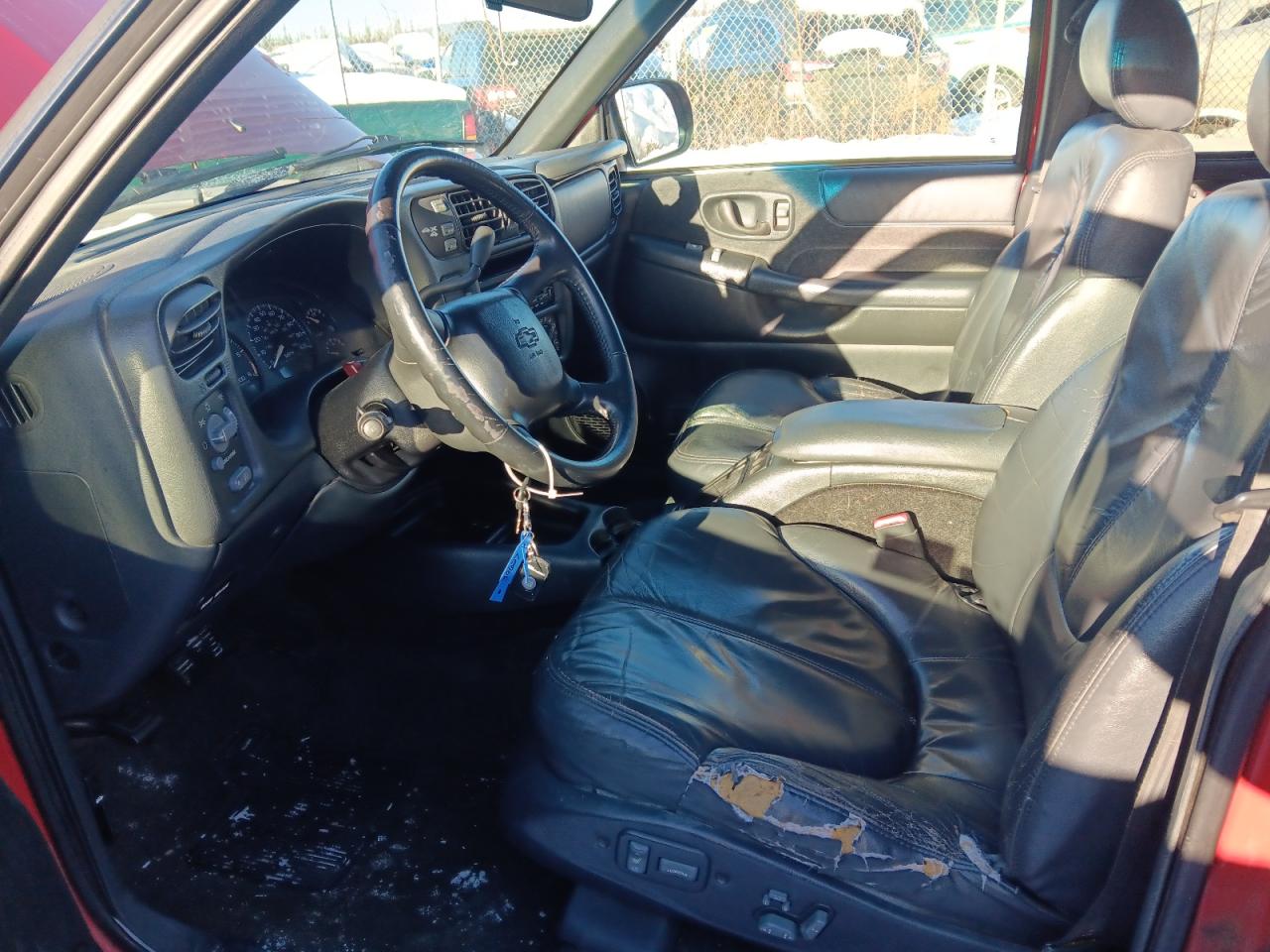 2002 Chevrolet S-10 Pickup - Image 7