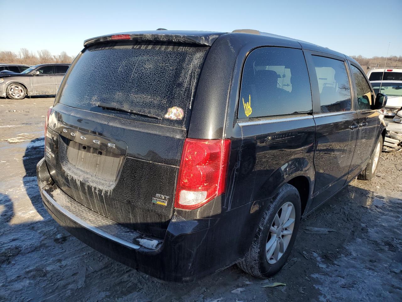 2019 Dodge Caravan - Image 3