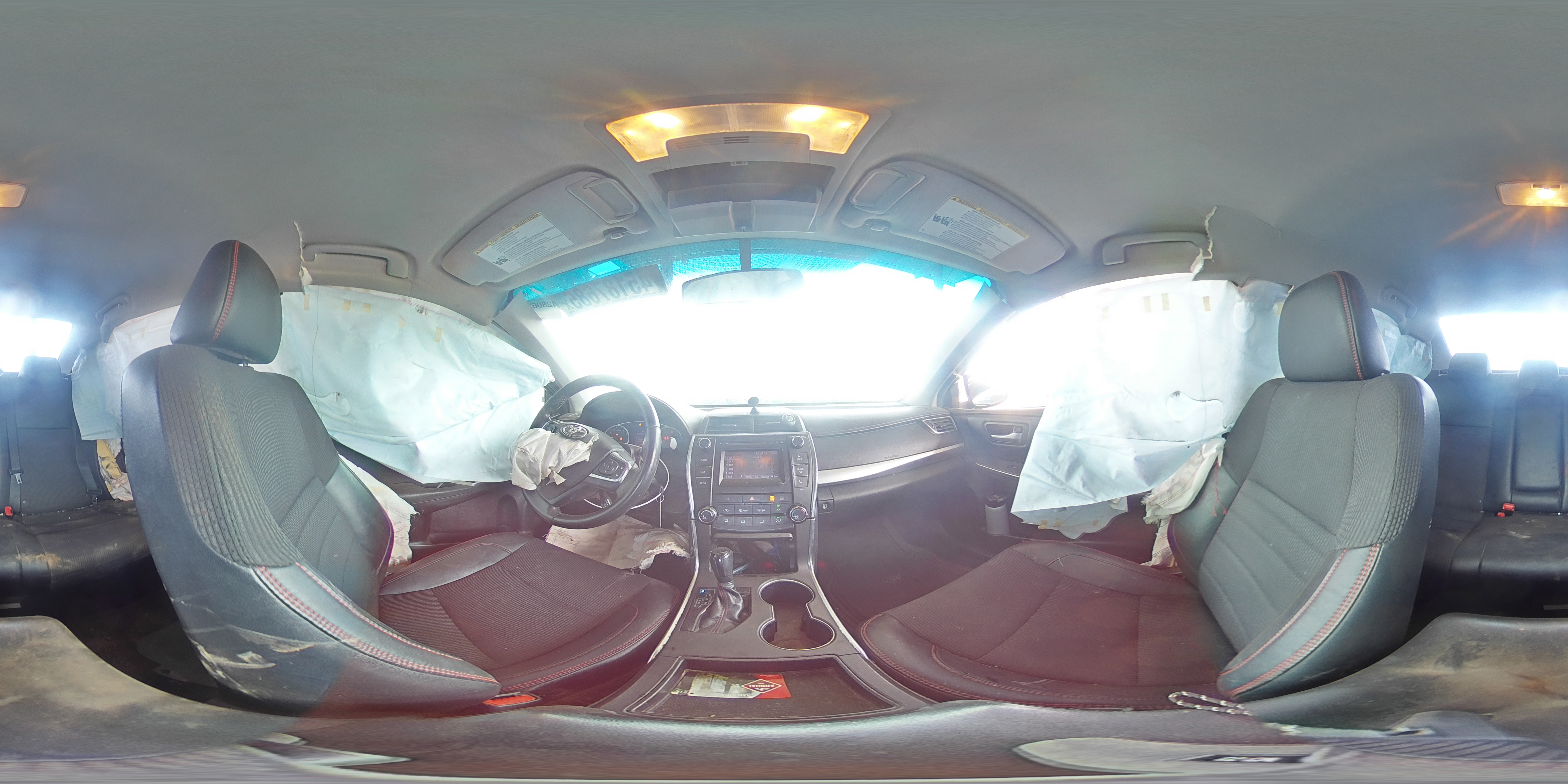 2016 Toyota Camry - Image 13