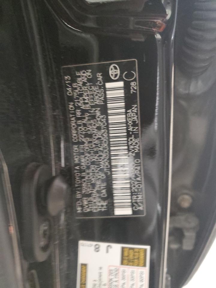 2013 Toyota Prius - Image 12