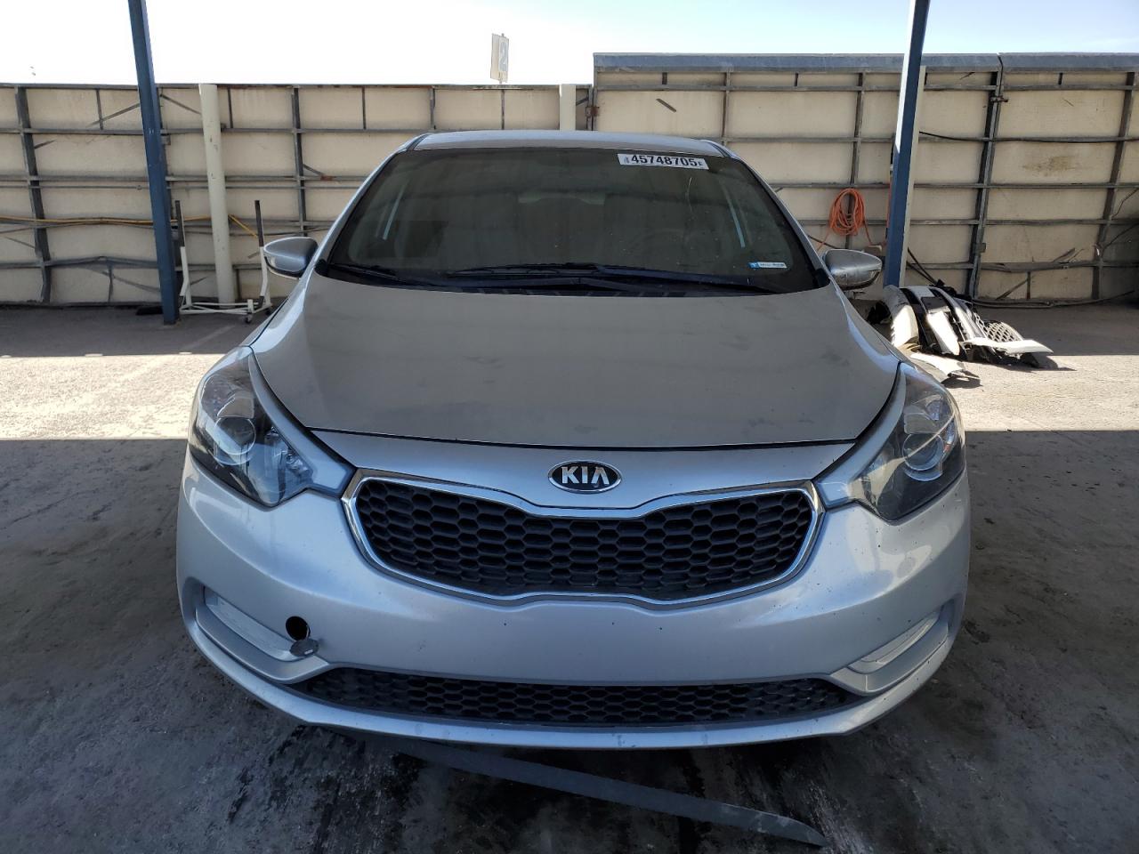 2016 Kia Forte - Image 5