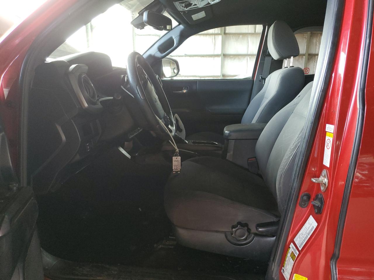 2019 Toyota Tacoma - Image 7