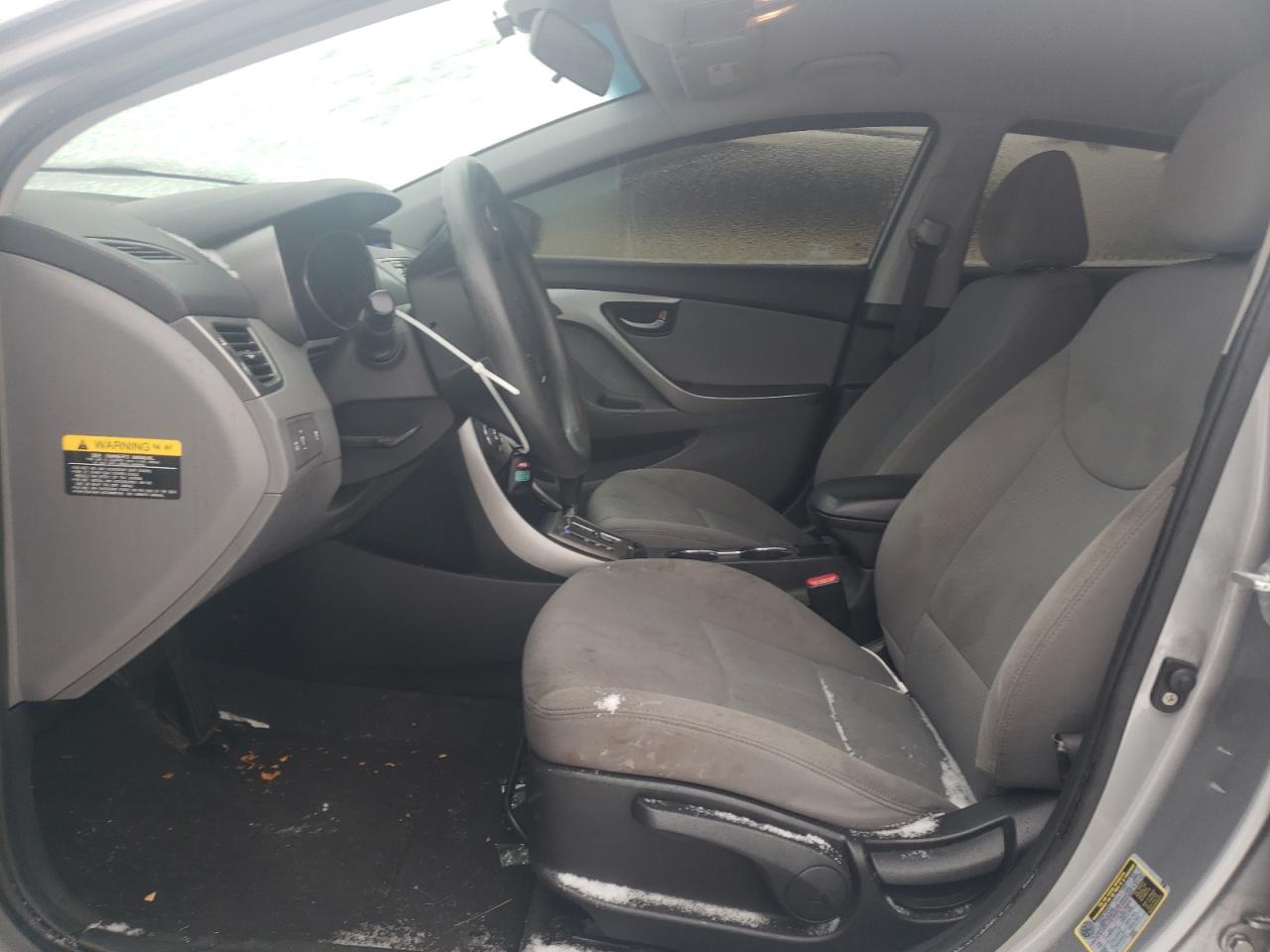 2013 Hyundai Elantra - Image 7