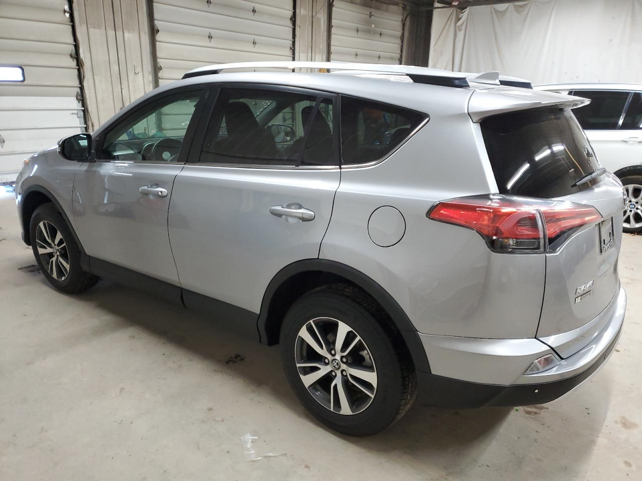 2T3RFREV3GW420789 TOYOTA RAV4 2016