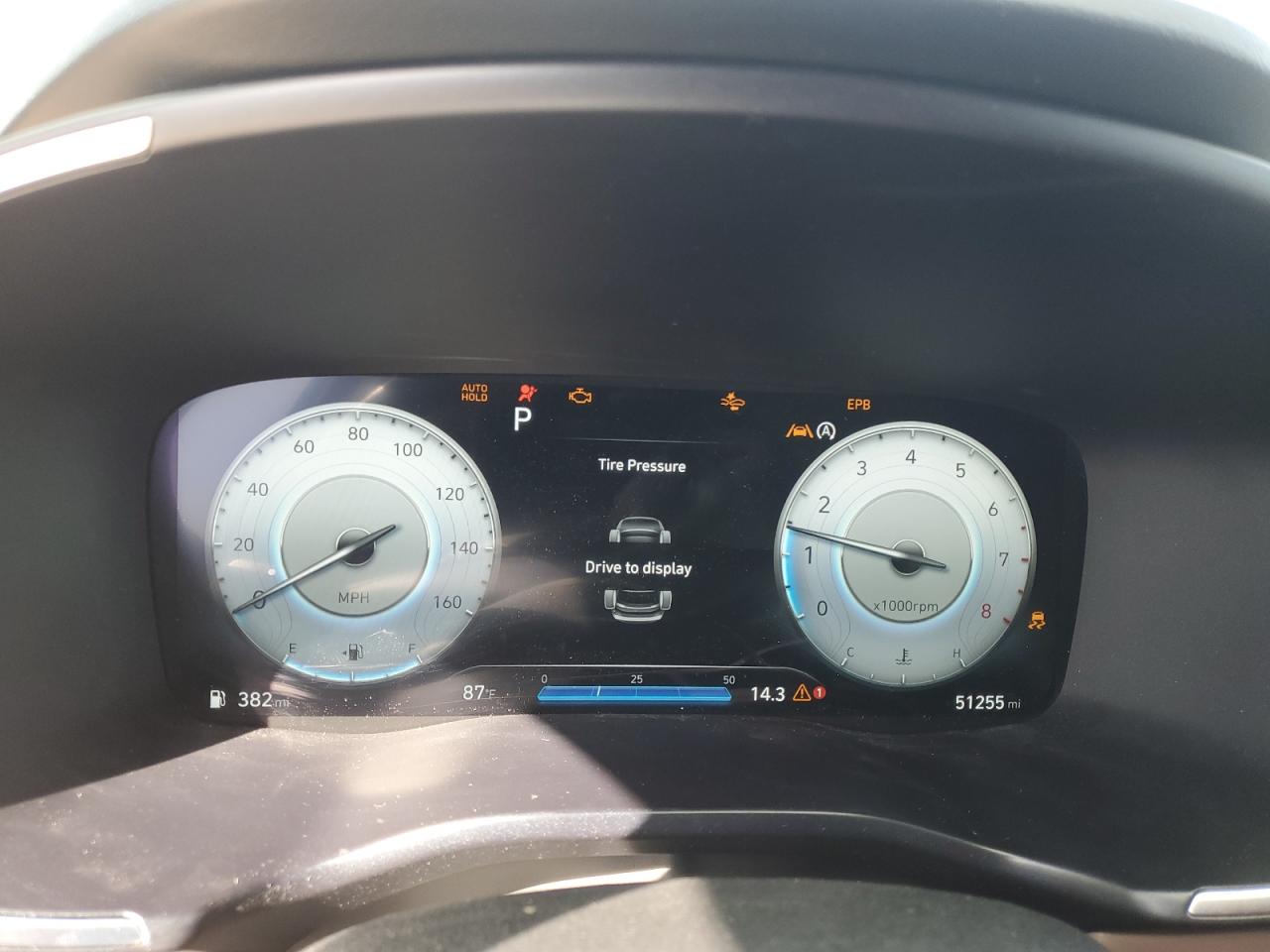 2022 Hyundai Santa Fe - Image 9