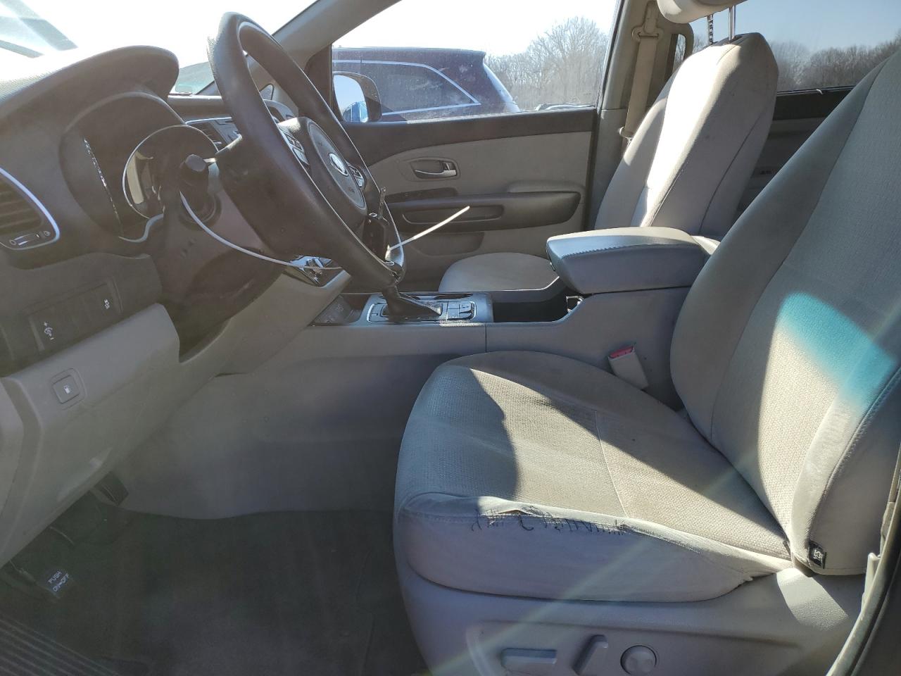 2016 Kia Sedona - Image 7