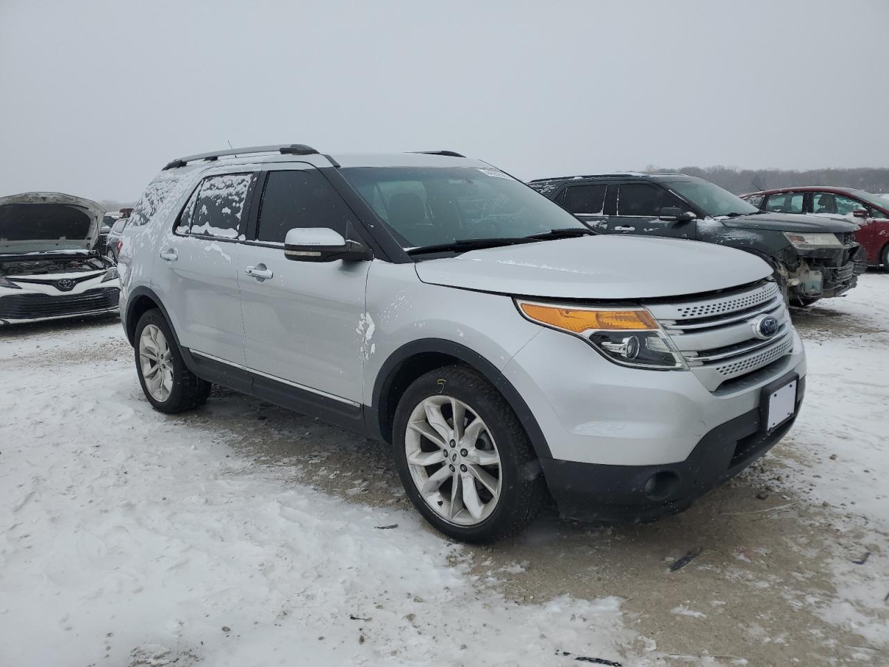 2012 Ford Explorer - Image 4