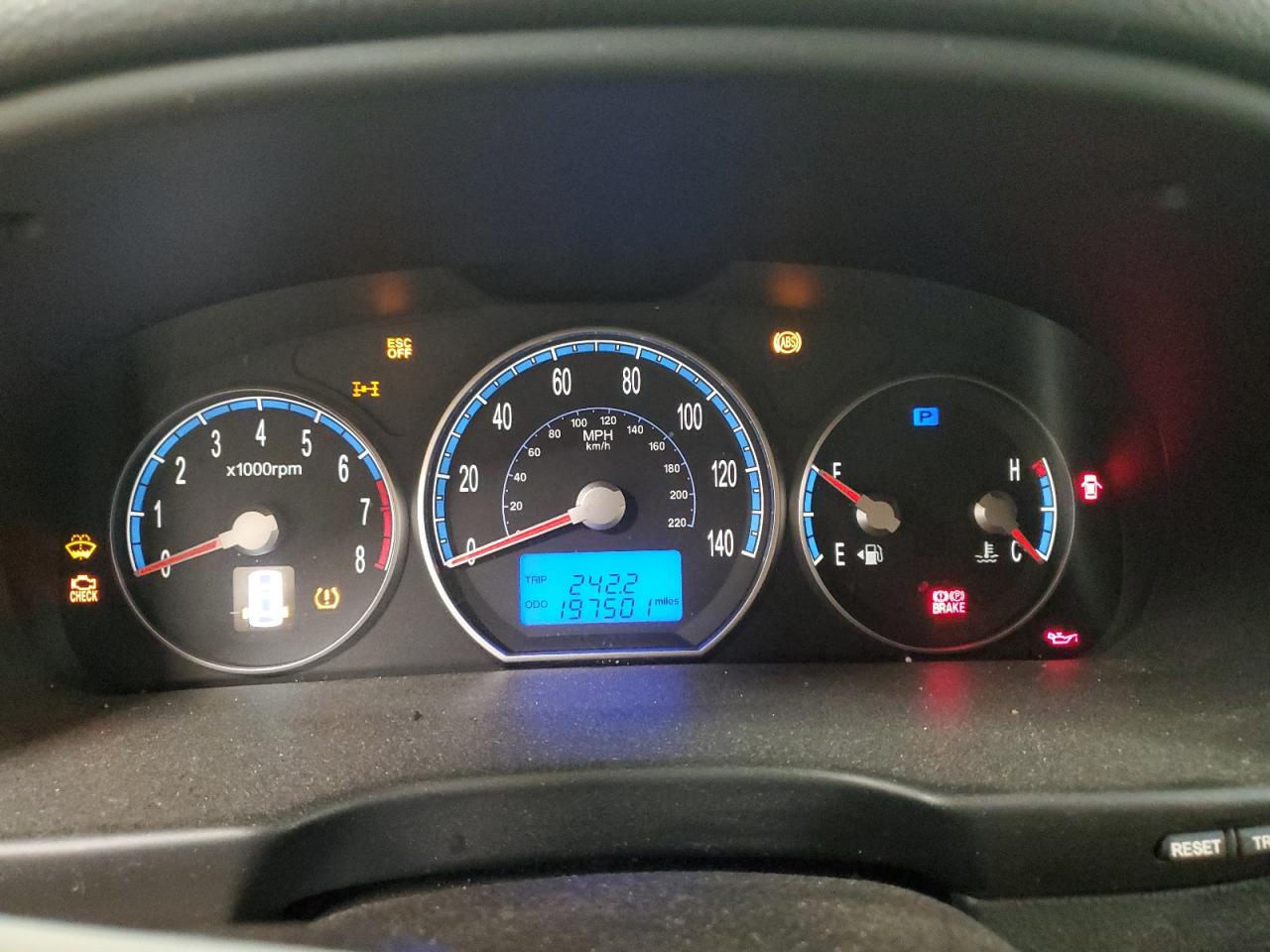 2007 Hyundai Santa Fe - Image 9