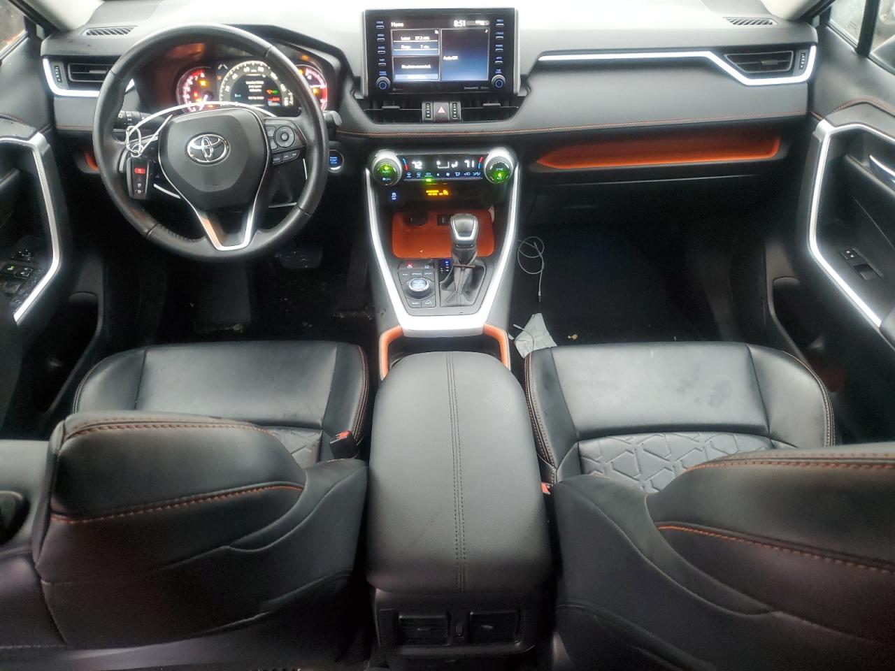 2020 Toyota RAV 4 - Image 8