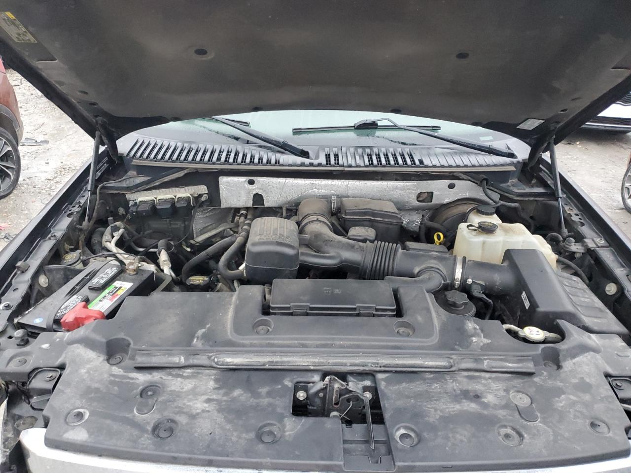 2012 Ford Expedition - Image 12