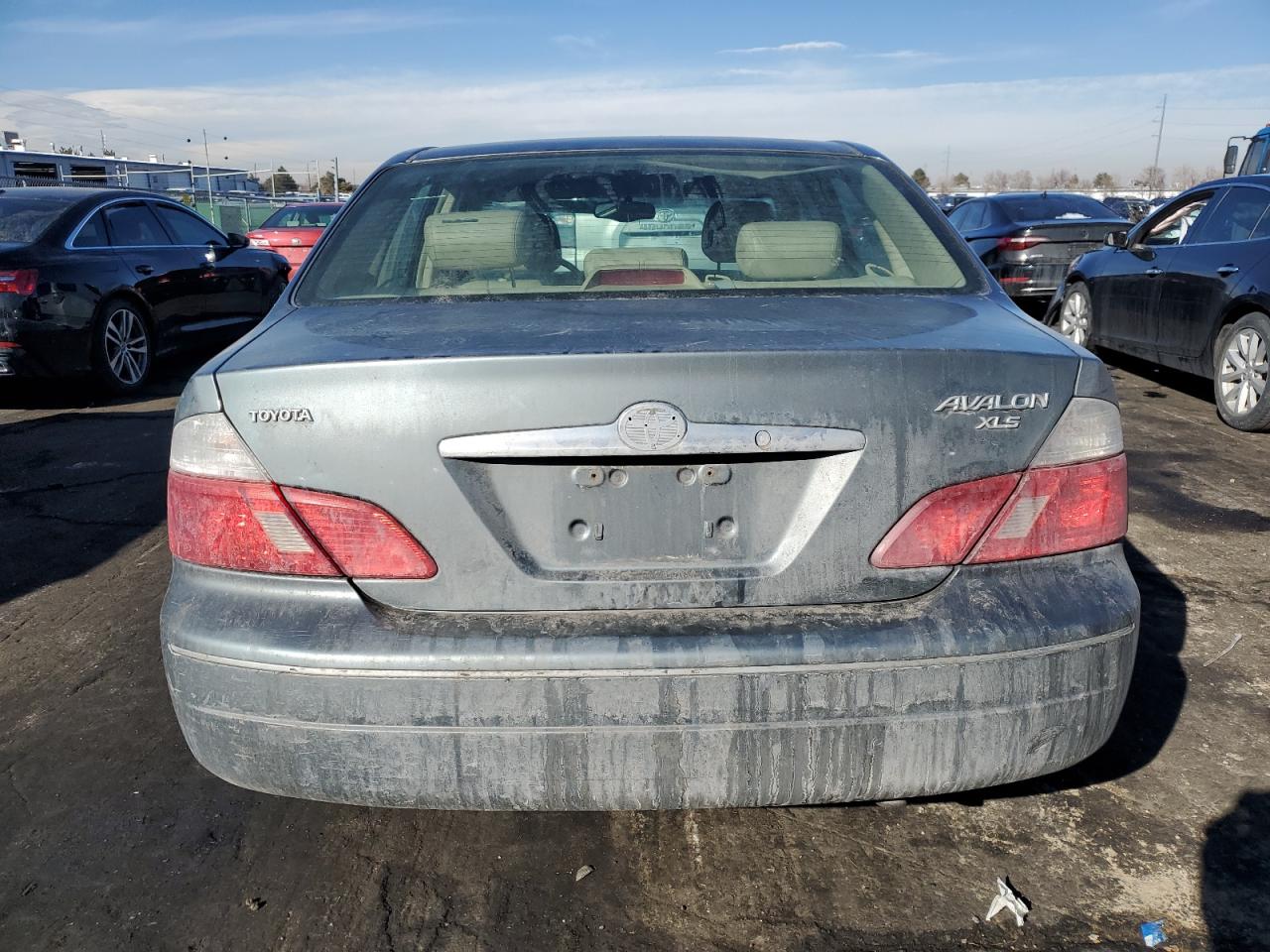 2003 Toyota Avalon - Image 6