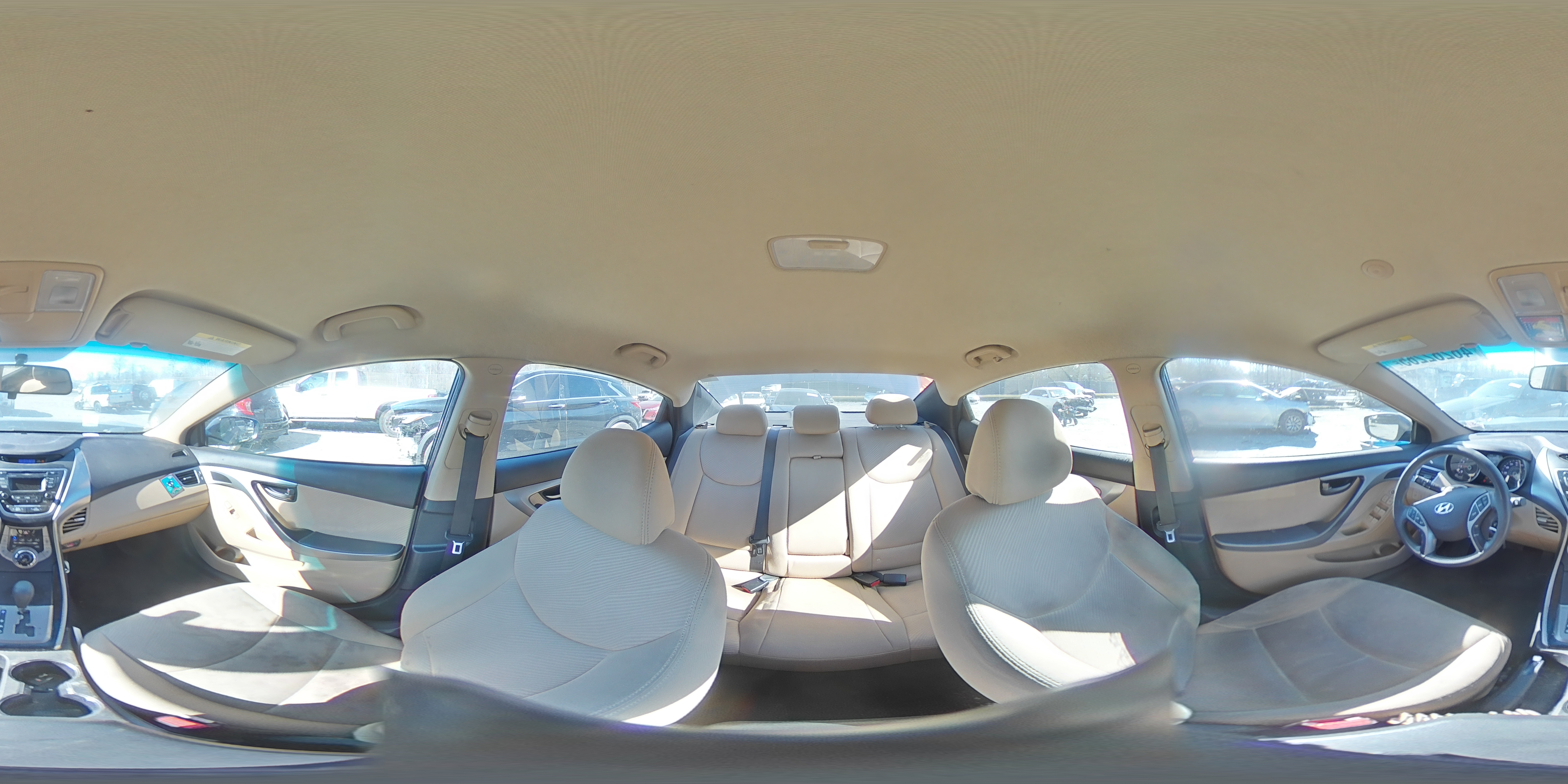 2013 Hyundai Elantra - Image 12