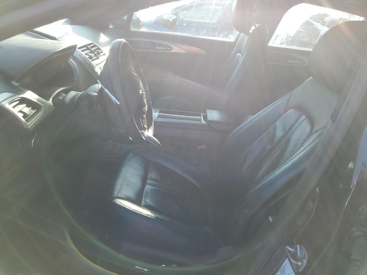 2017 Lincoln MKZ - Image 7