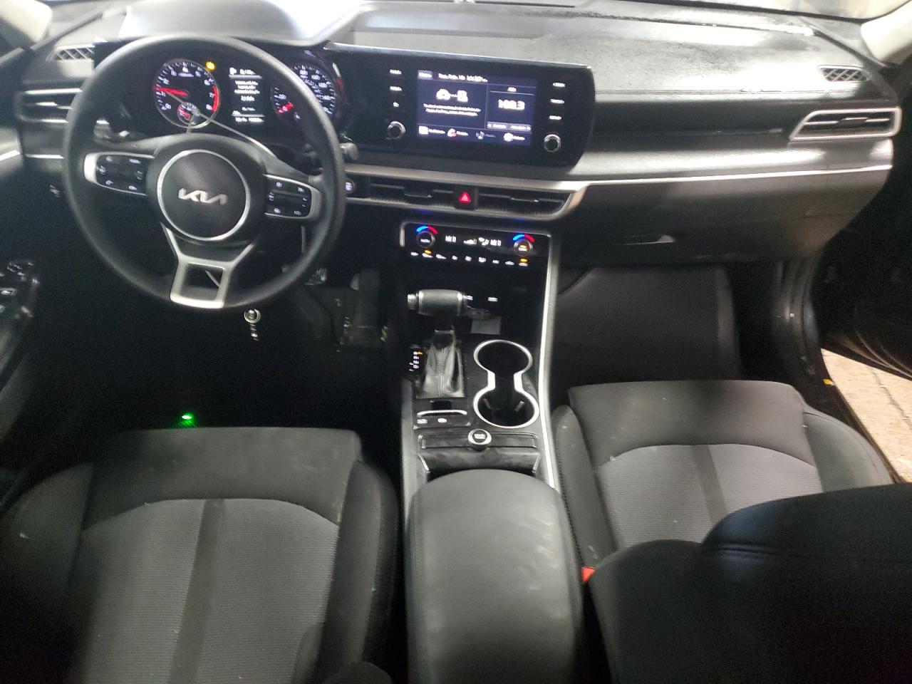 2023 Kia K5 - Image 8
