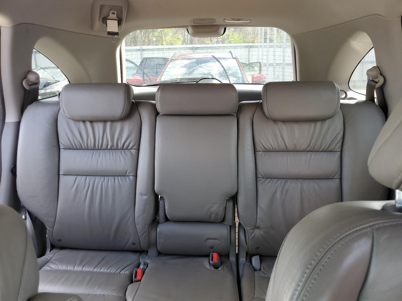 2009 Honda CR-V - Image 10