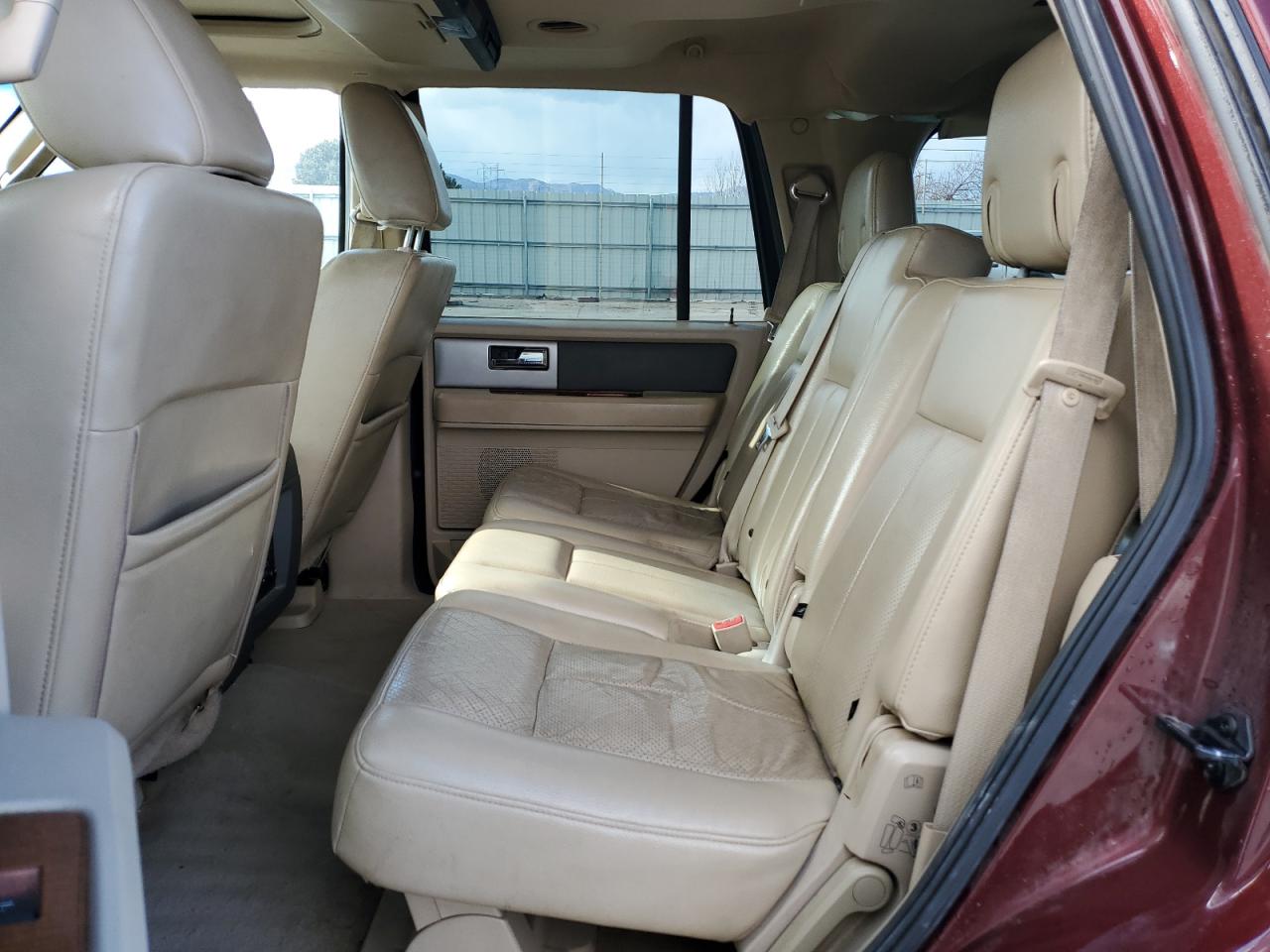2010 Ford Expedition - Image 11