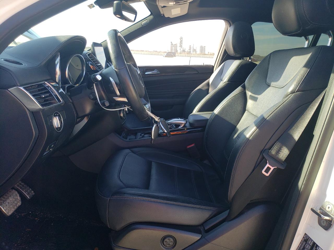 2018 Mercedes-Benz GLE - Image 7