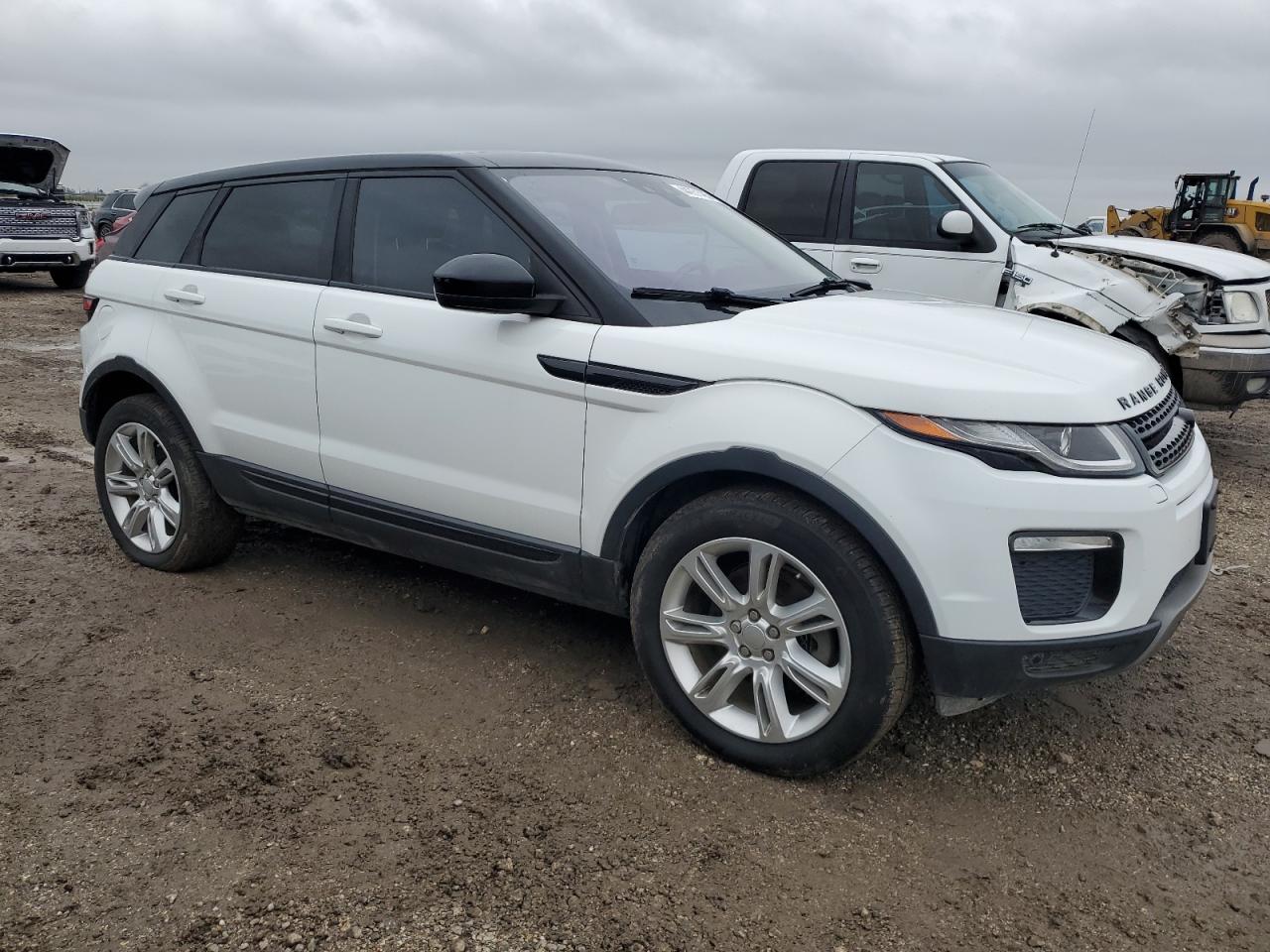2017 Land Rover Range Rover - Image 4
