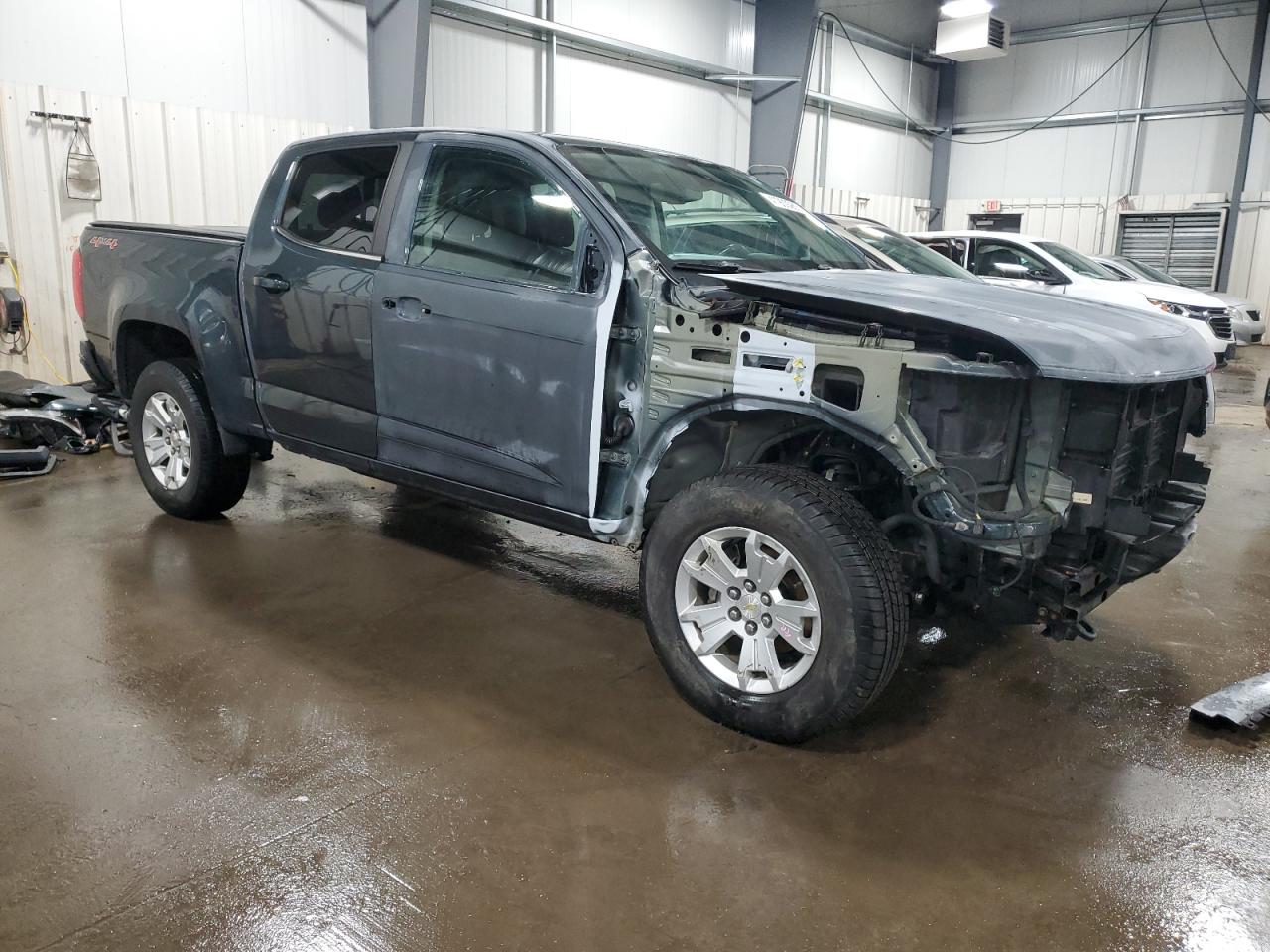 2017 Chevrolet Colorado - Image 4