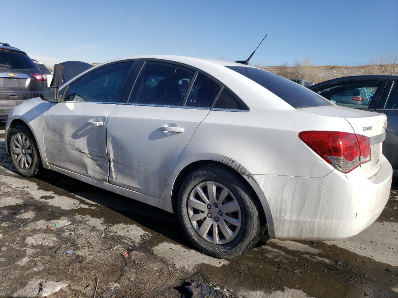 2011 Chevrolet Cruze - Image 2