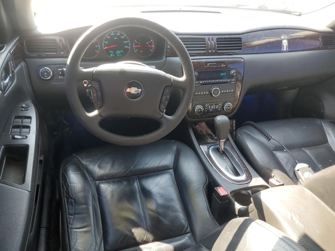 2015 Chevrolet Impala - Image 8