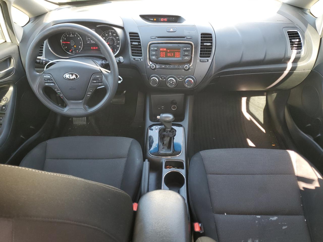 2018 Kia Forte - Image 8