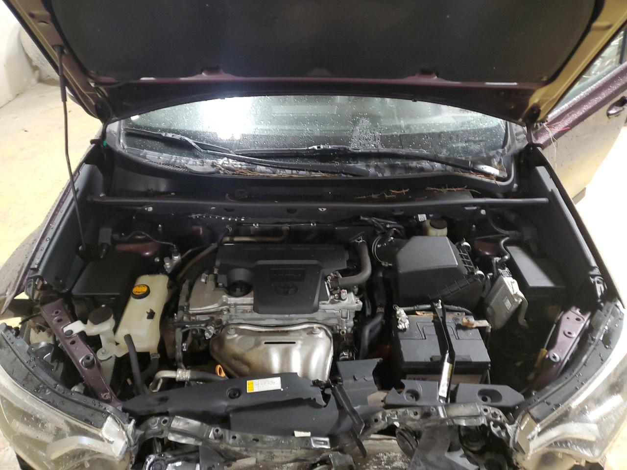 2018 Toyota RAV 4 - Image 12