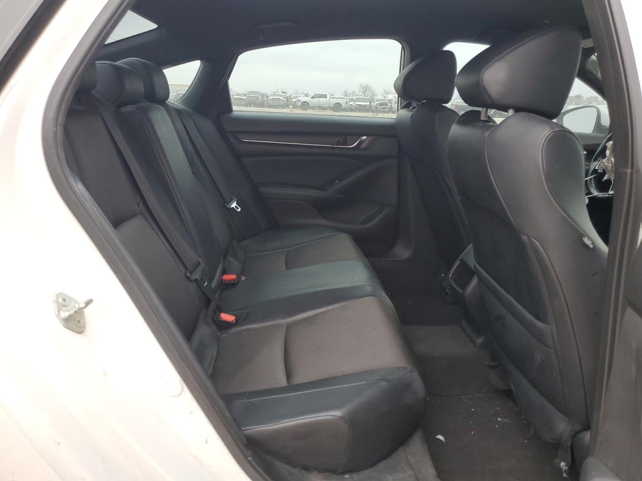 2018 Honda Accord - Image 10