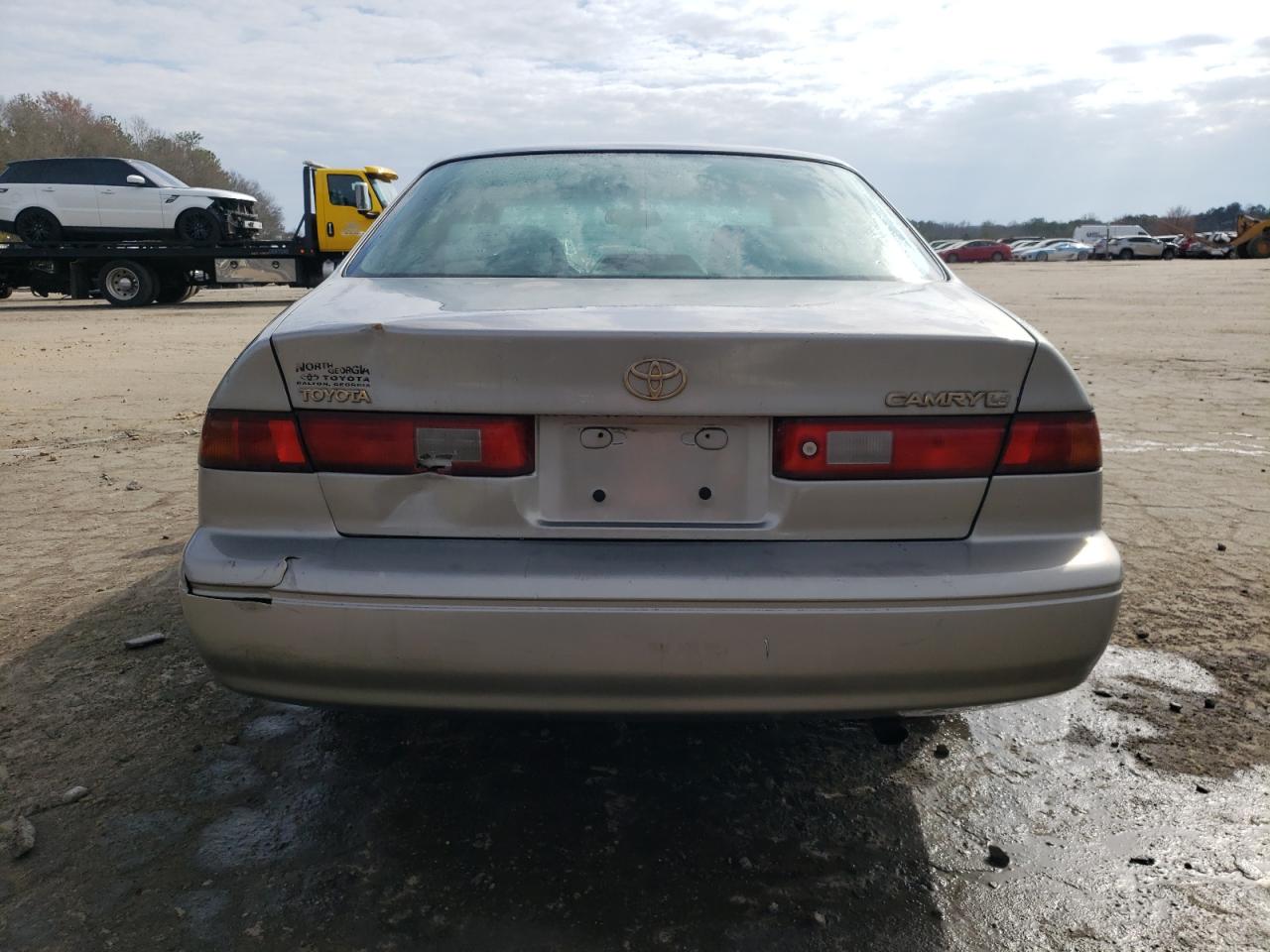 1998 Toyota Camry - Image 6