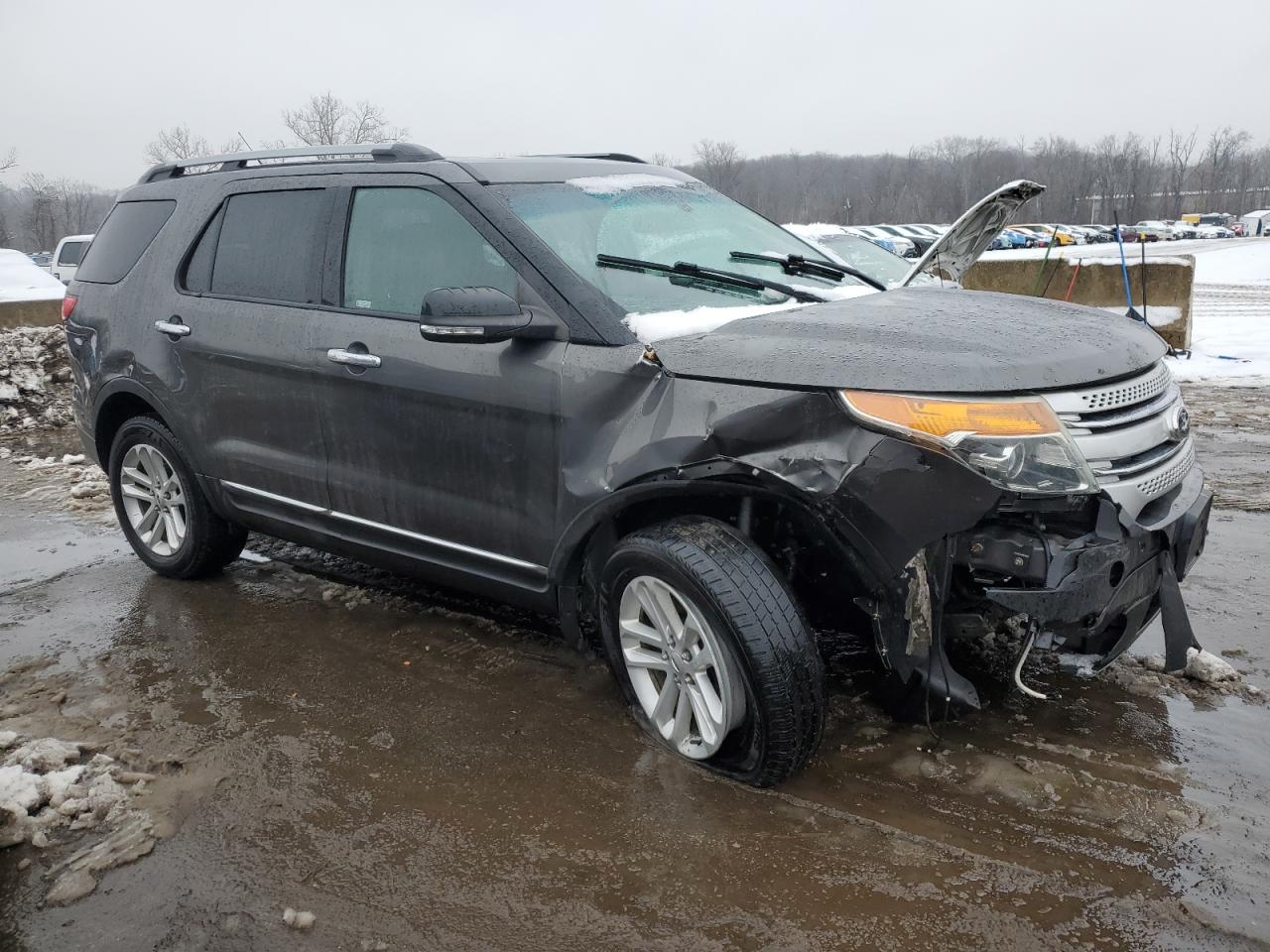 2015 Ford Explorer - Image 4
