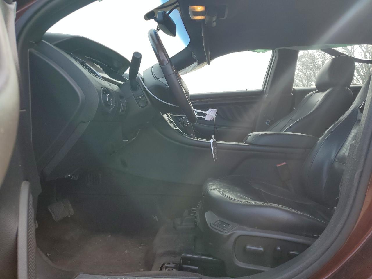 2015 Ford Taurus - Image 7