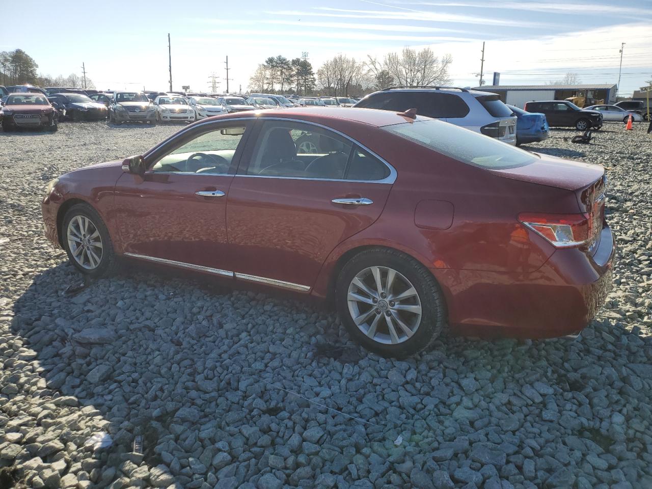 2010 Lexus ES - Image 2