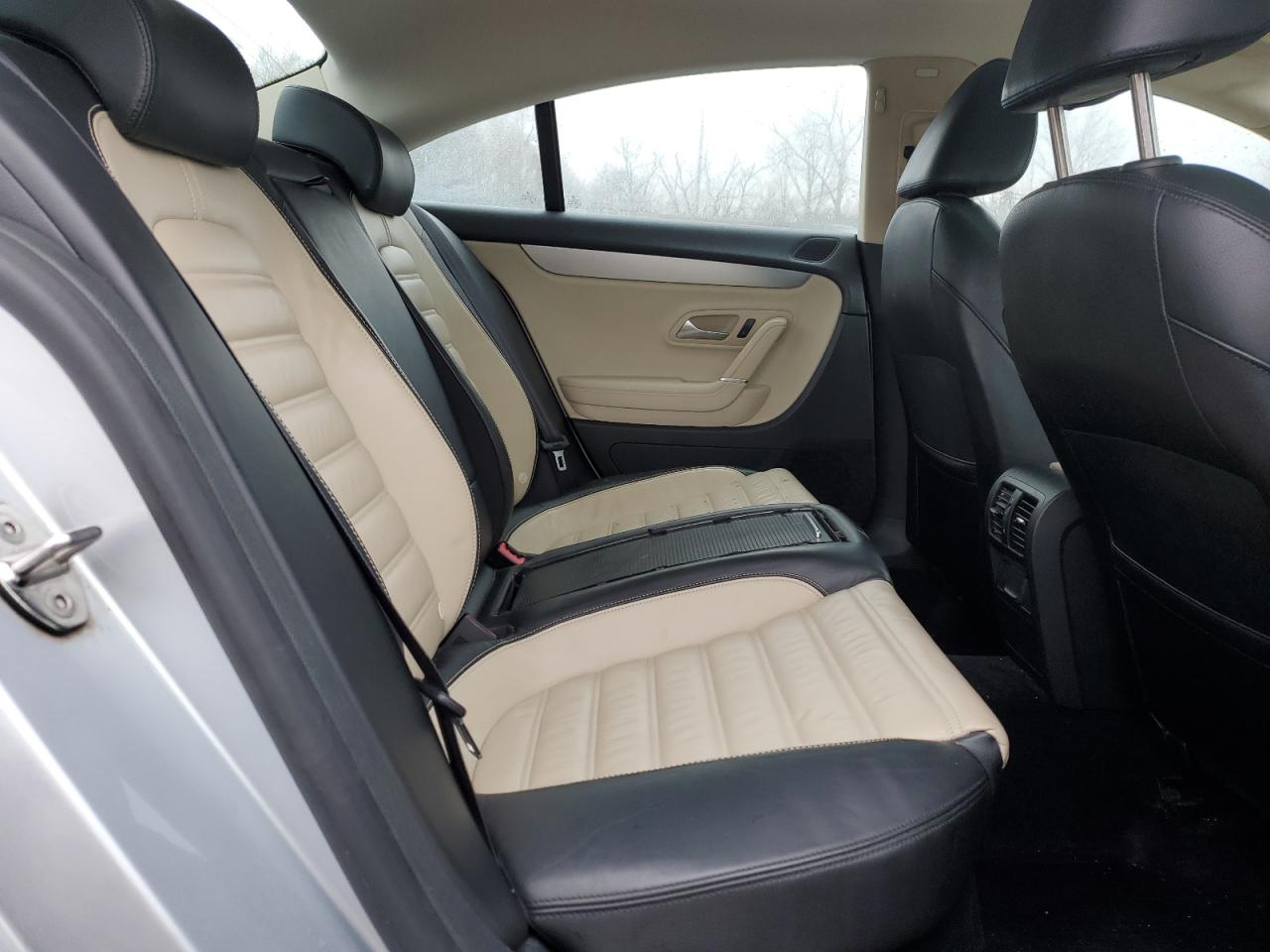 2009 Volkswagen Passat CC - Image 10