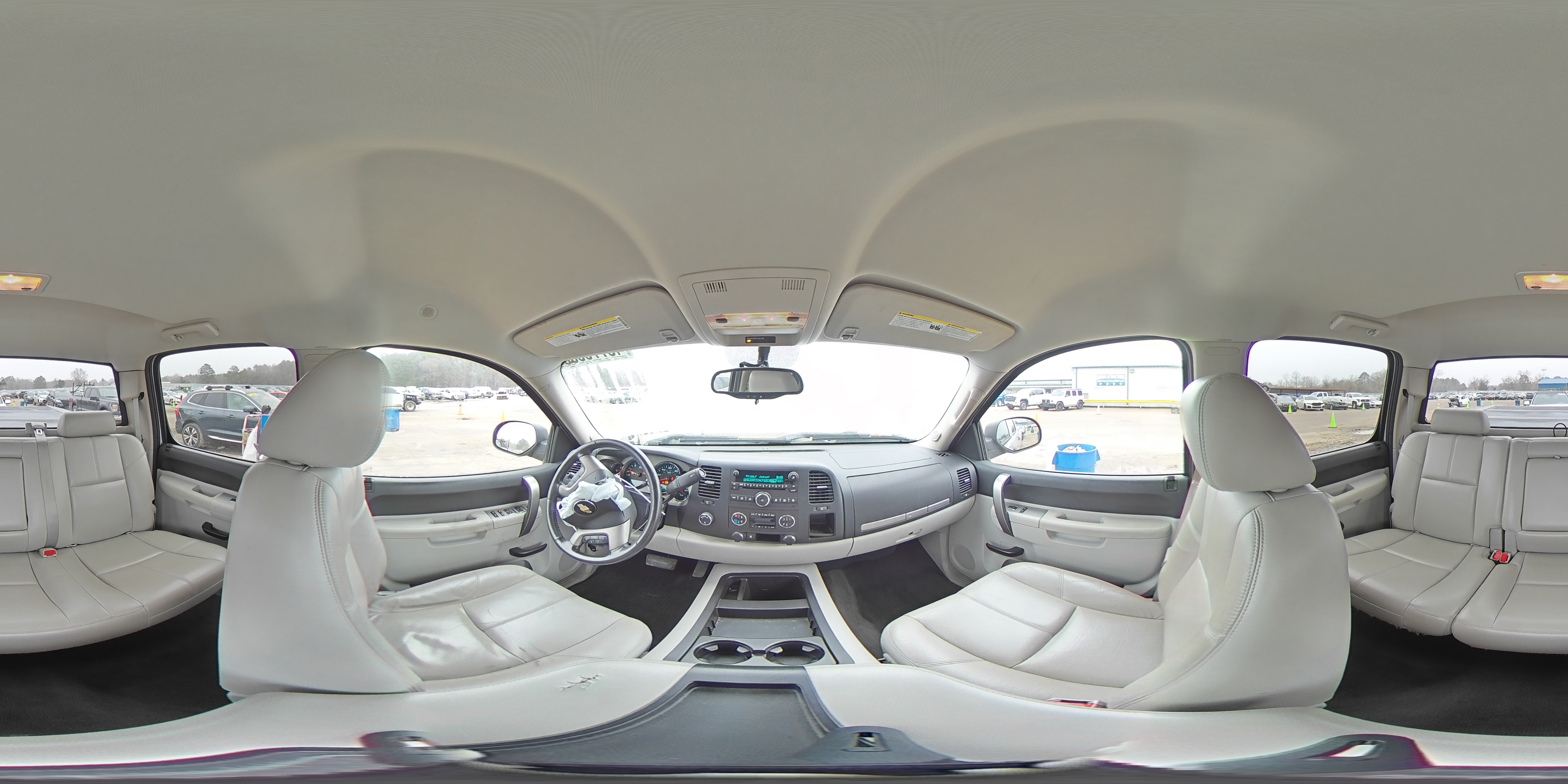 2011 Chevrolet Silverado - Image 13