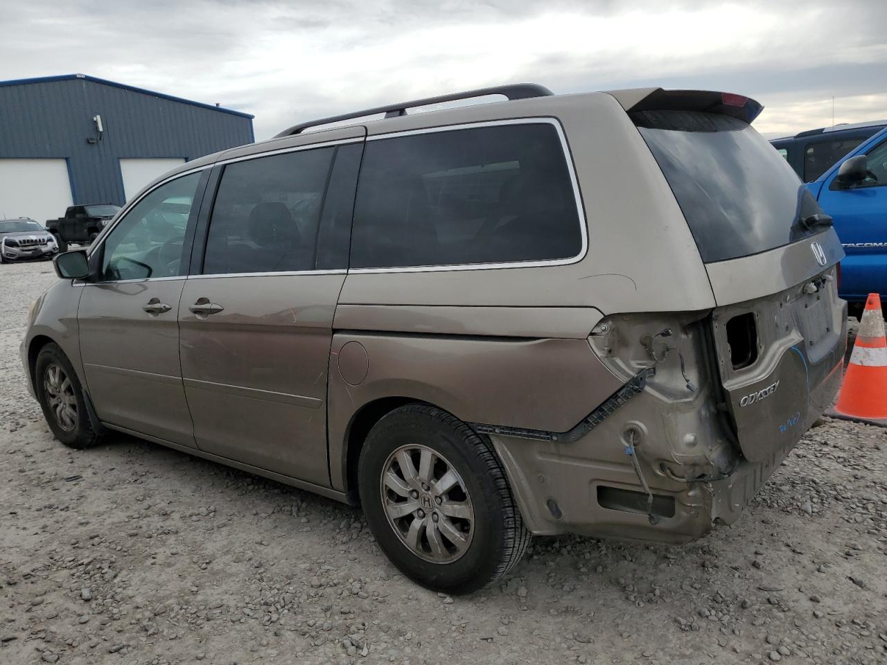 2009 Honda Odyssey - Image 2