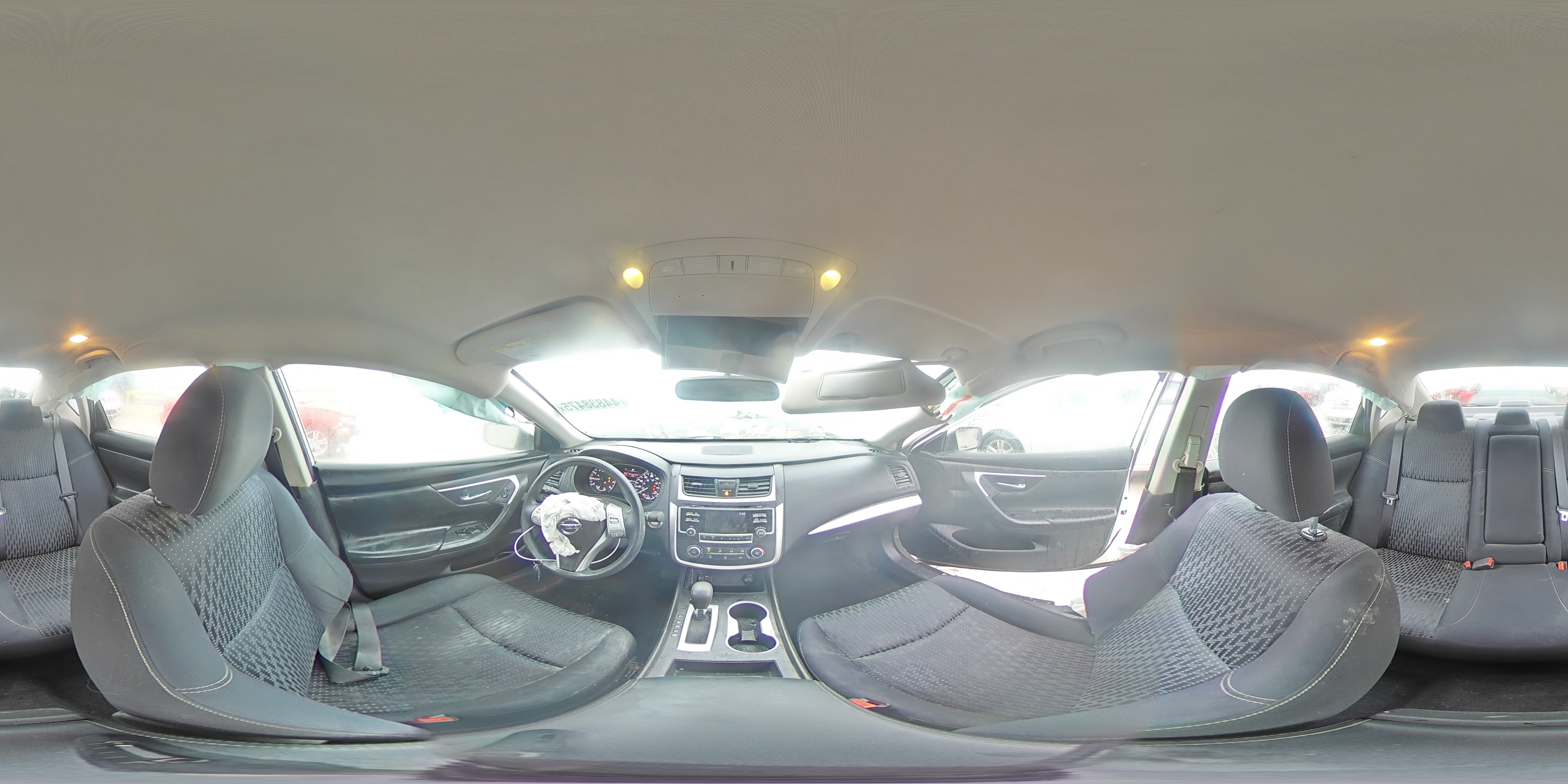 2017 Nissan Altima - Image 14