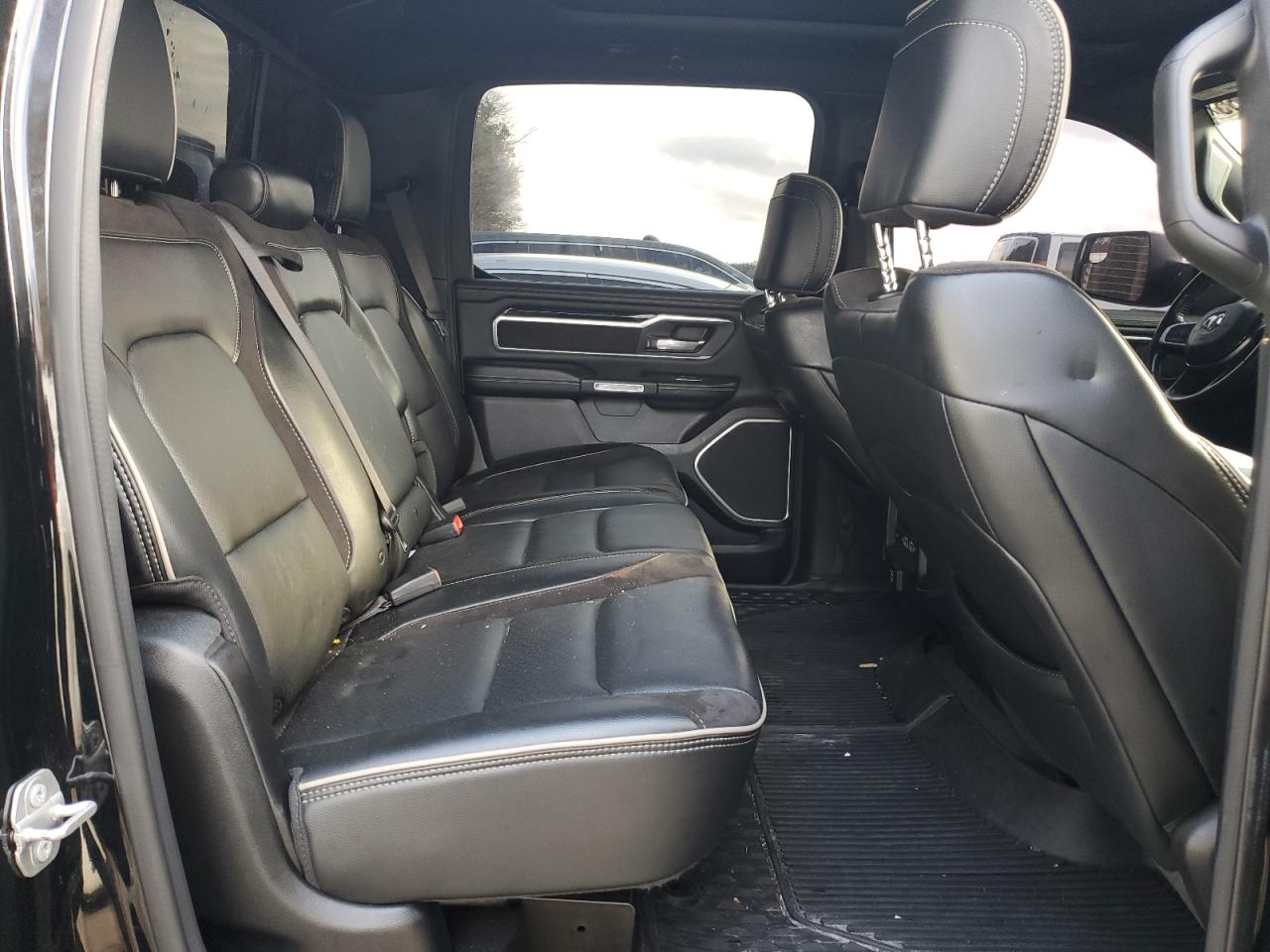 2021 RAM 1500 - Image 10