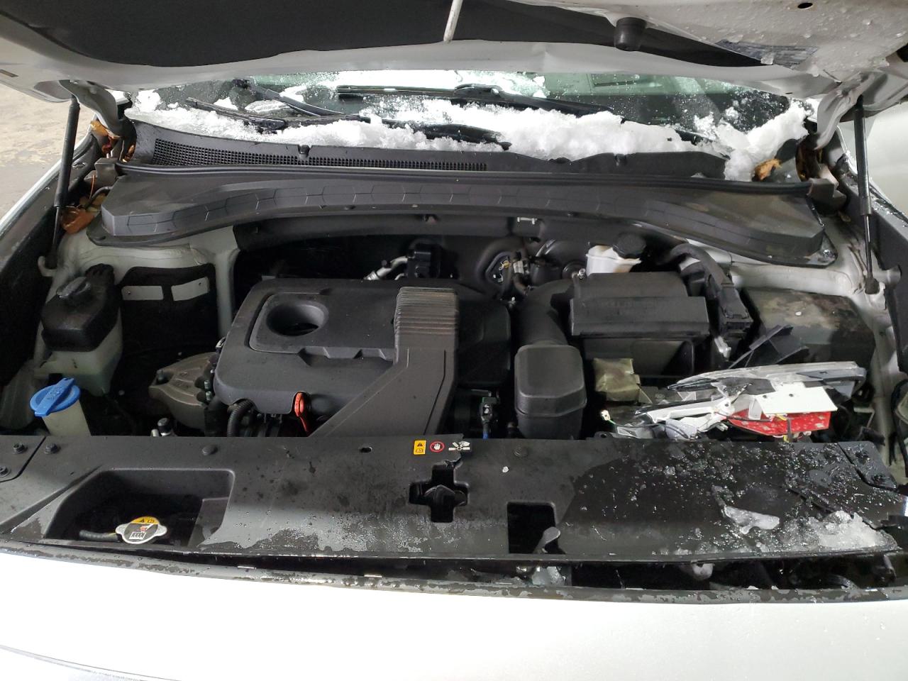 2019 Hyundai Santa Fe - Image 12