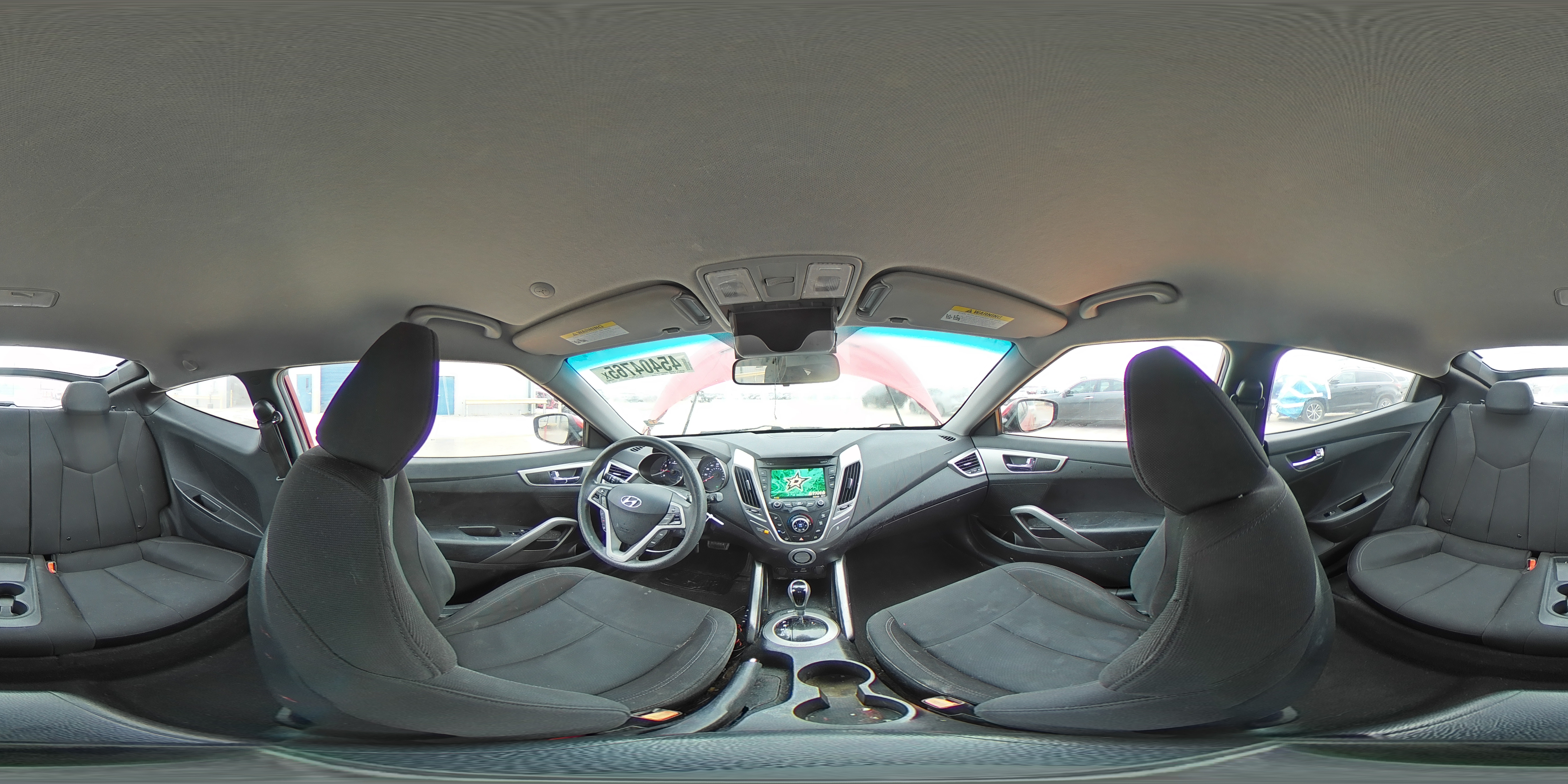 2015 Hyundai Veloster - Image 15