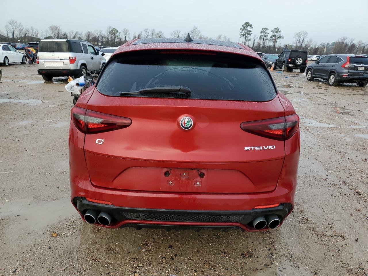 2018 Alfa Romeo Stelvio - Image 6