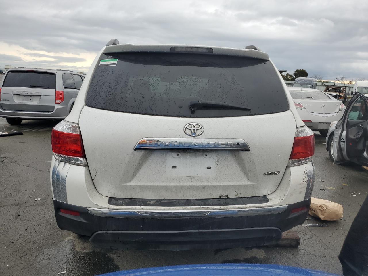 2011 Toyota Highlander - Image 6