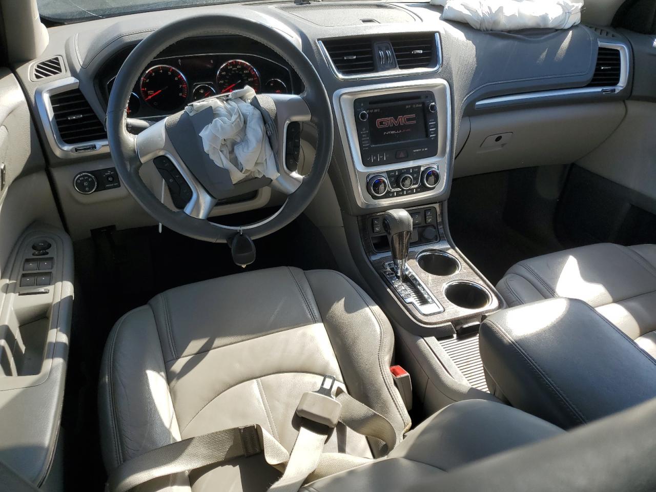 2015 GMC Acadia - Image 8